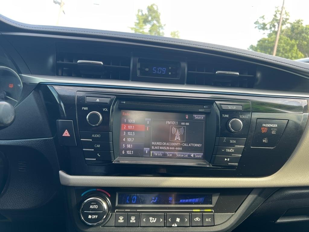 Toyota Corolla 4dr Sdn Auto LE (Natl) 2016