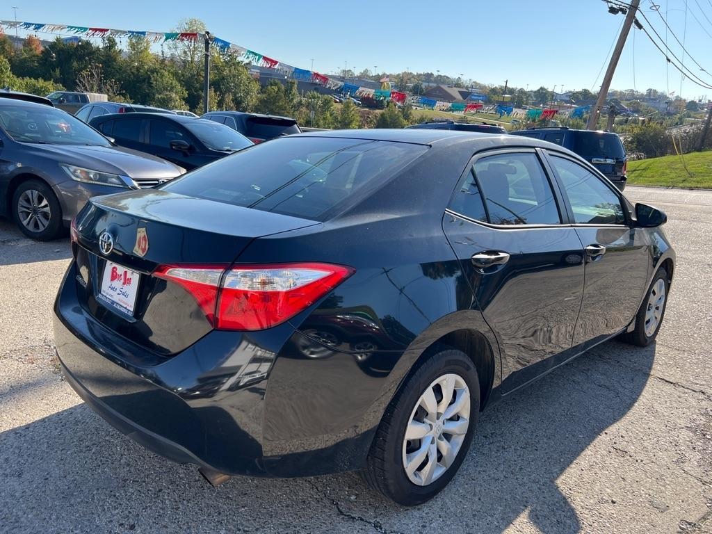 Toyota Corolla 4dr Sdn Auto LE (Natl) 2016