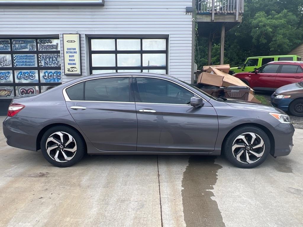 Honda Accord EX-L Sedan V6 CVT w/ Honda Sensing 6-Spd AT 2017
