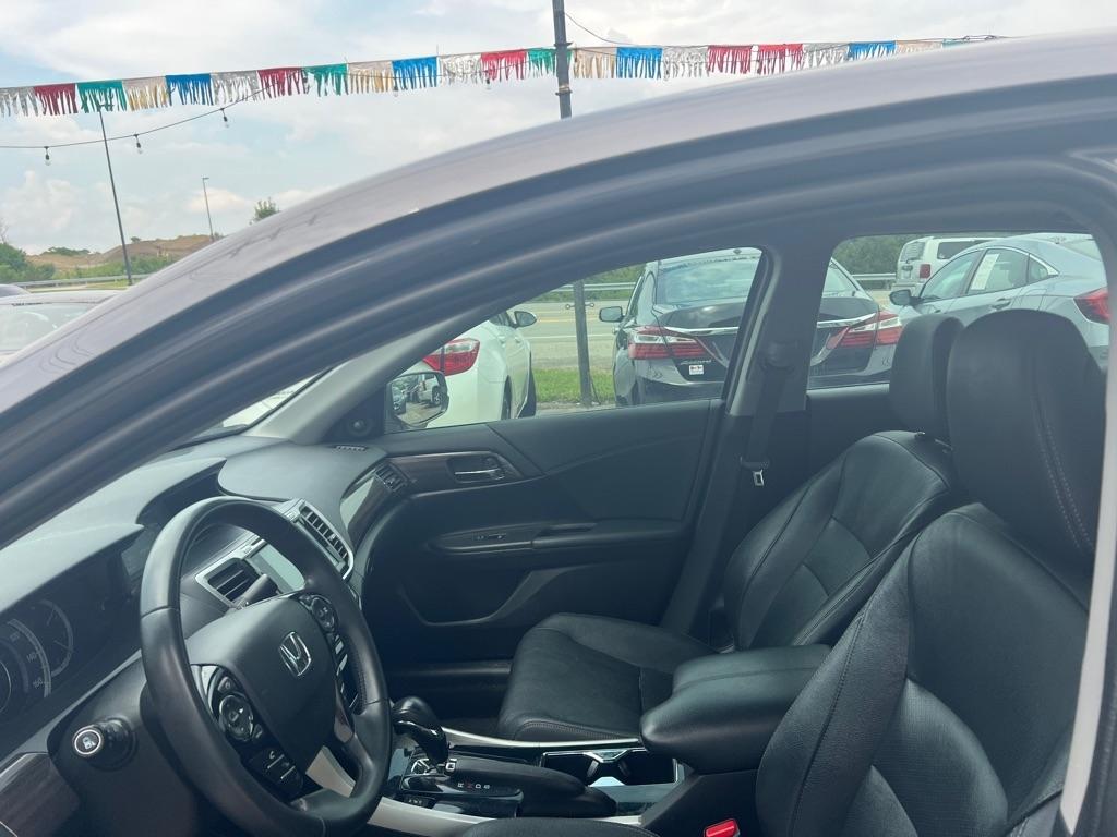 Honda Accord EX-L Sedan V6 CVT w/ Honda Sensing 6-Spd AT 2017