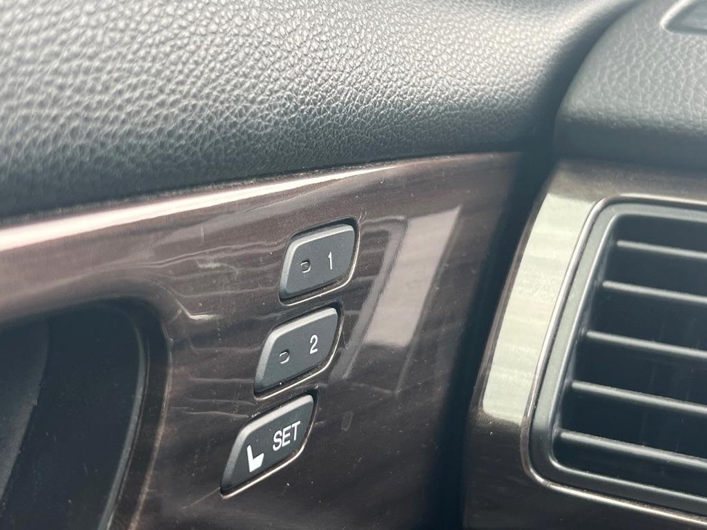 Honda Accord EX-L Sedan V6 CVT w/ Honda Sensing 6-Spd AT 2017