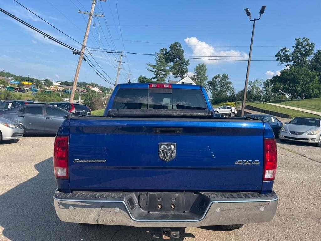 RAM 1500 SLT Crew Cab SWB 4WD 2015
