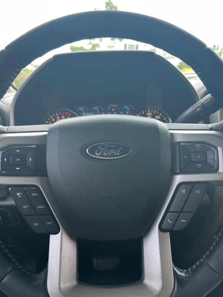 Ford F-150 Lariat SuperCrew 5.5-ft. Bed 4WD 2016
