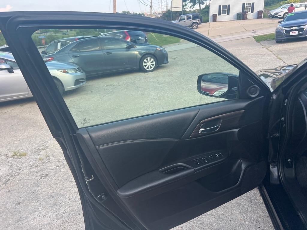 Honda Accord EX Sedan CVT w/ Honda Sensing 2016