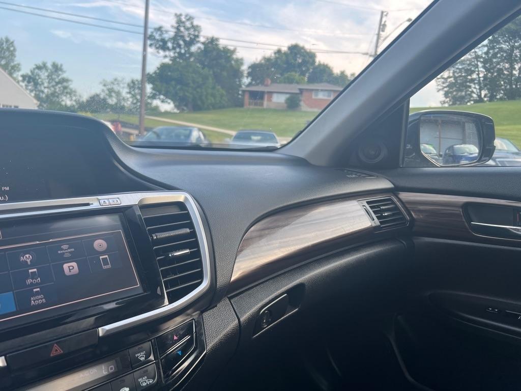 Honda Accord EX Sedan CVT w/ Honda Sensing 2016