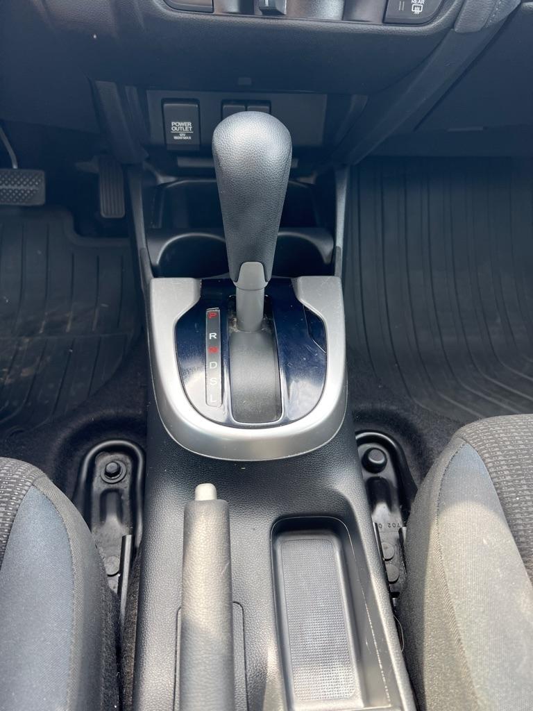 2015 Honda Fit LX - Photo 17