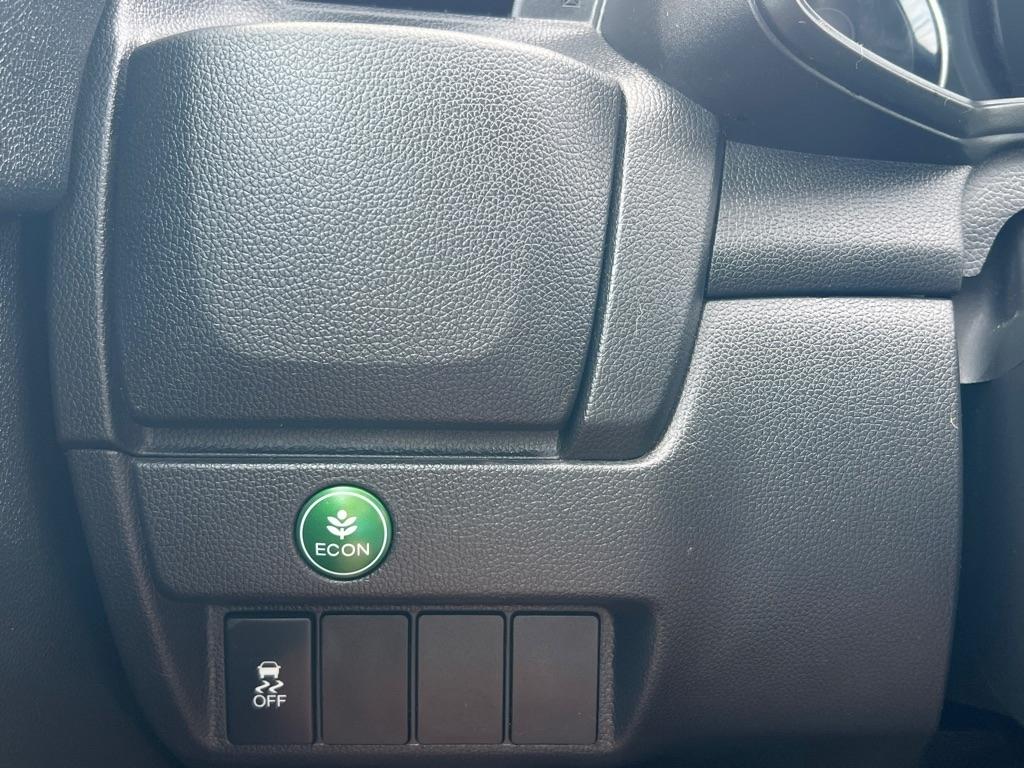 2015 Honda Fit LX - Photo 23