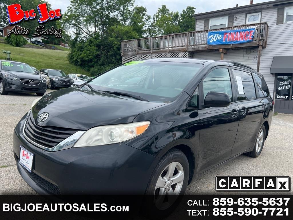 Toyota Sienna LE FWD 8-Passenger V6 2012