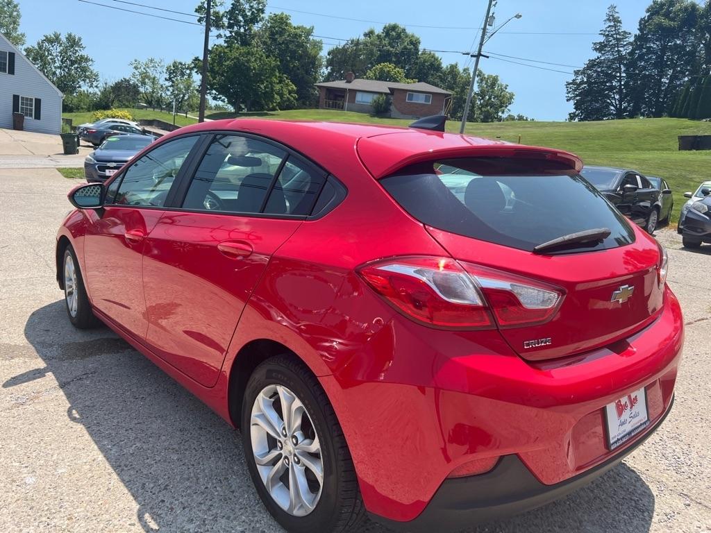 Chevrolet Cruze LS Hatchback 2019