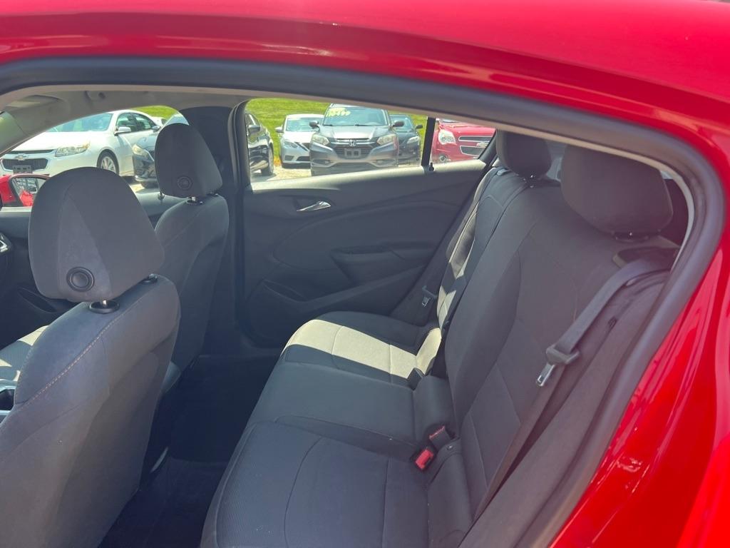 Chevrolet Cruze LS Hatchback 2019