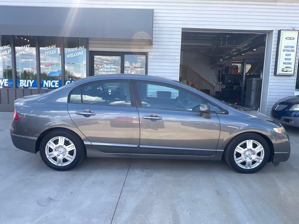 Honda Civic EX-L Sedan 5-Speed AT 2011