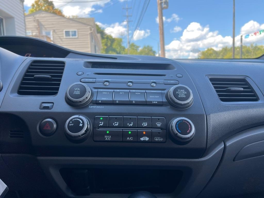 Honda Civic EX-L Sedan 5-Speed AT 2011