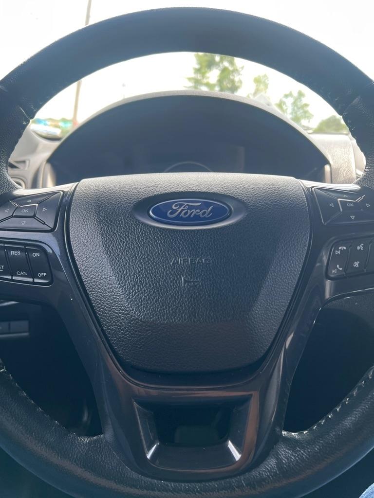 Ford Explorer XLT 4WD 2017