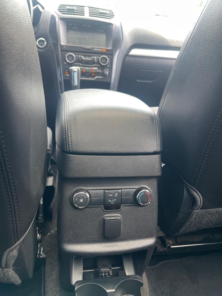 Ford Explorer XLT 4WD 2017