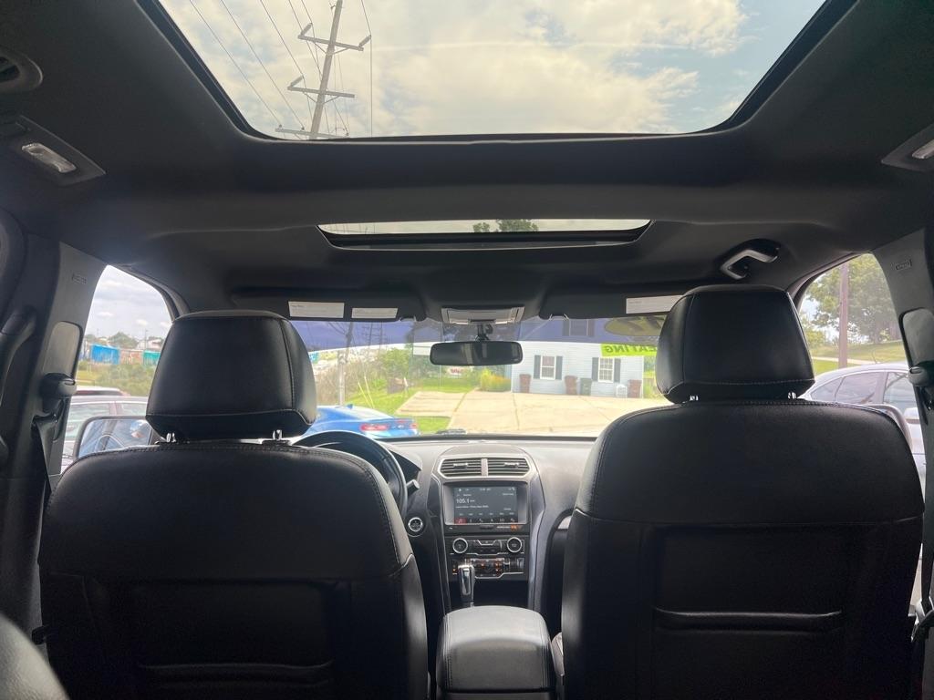 Ford Explorer XLT 4WD 2017