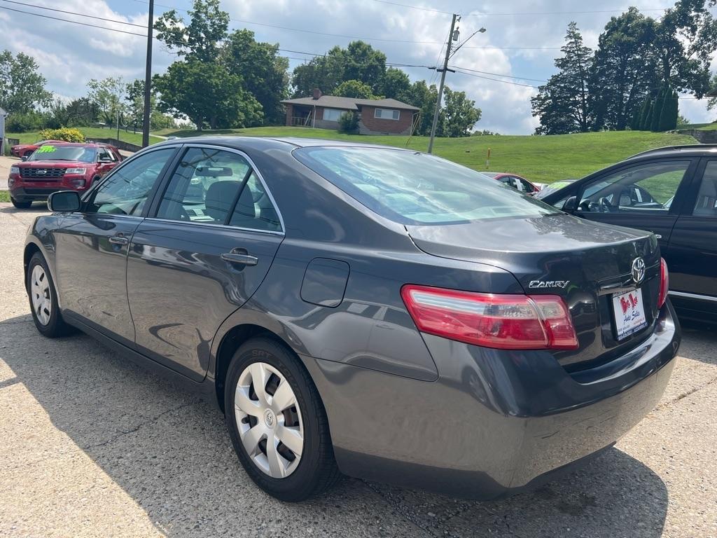 Toyota Camry LE 4D Sedan 2009