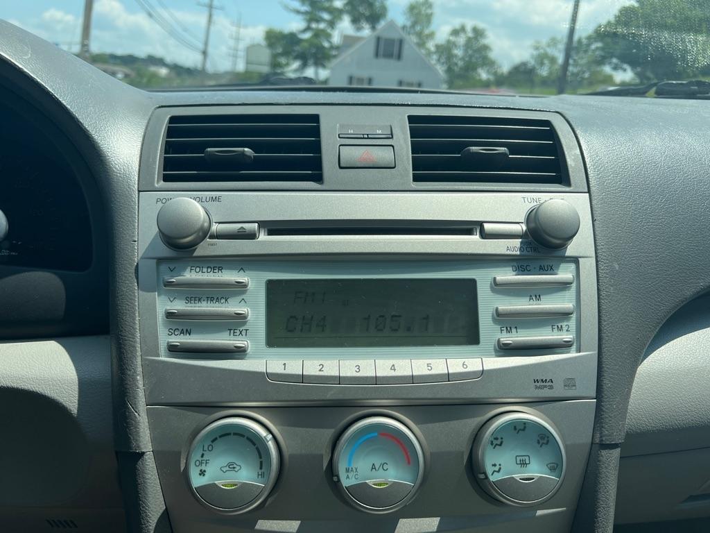 Toyota Camry LE 4D Sedan 2009