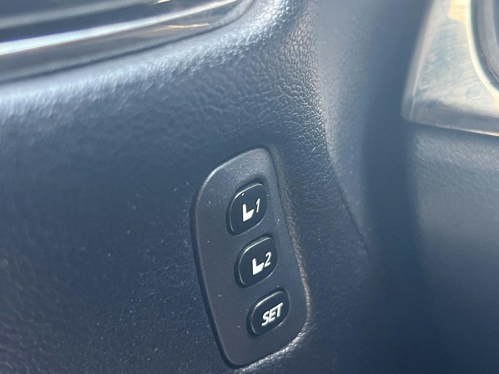 Toyota Avalon XLE Premium 2014