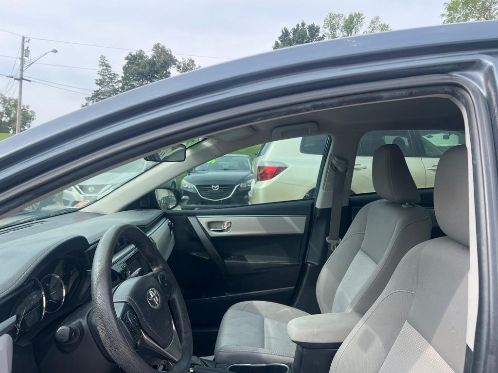 Toyota Corolla LE CVT 2015