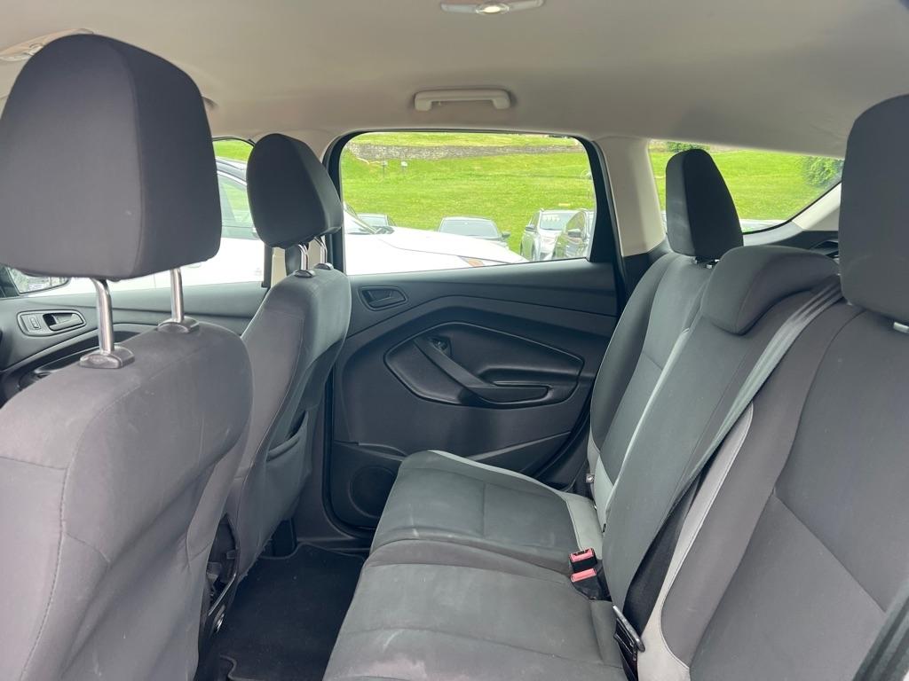 Ford Escape S FWD 2014