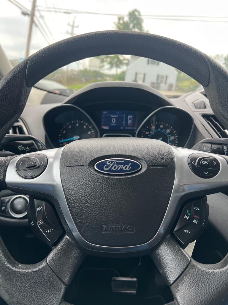 Ford Escape S FWD 2014