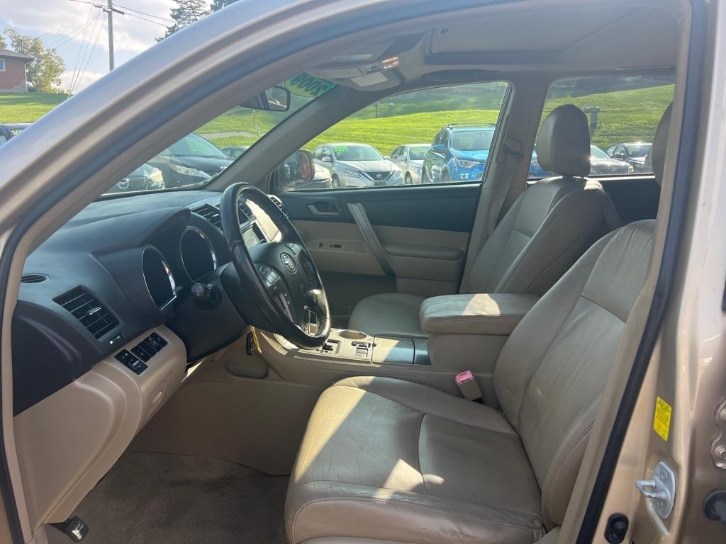 Toyota Highlander Sport 2WD 2009