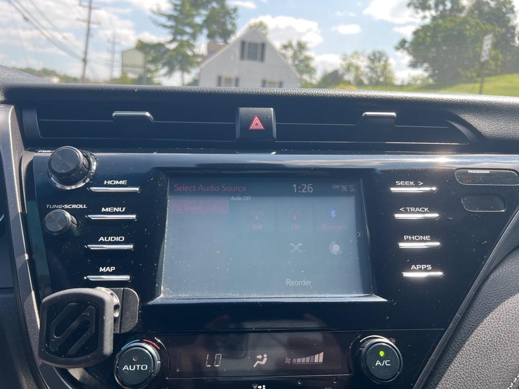 Toyota Camry SE 2019