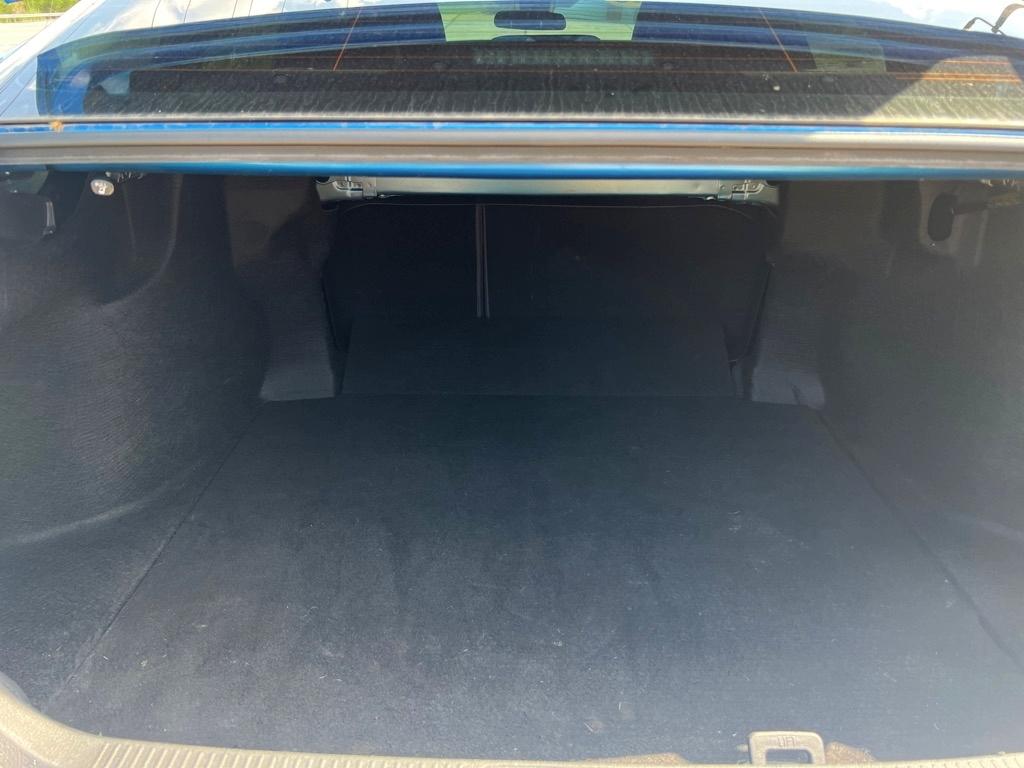 Toyota Camry SE 2019