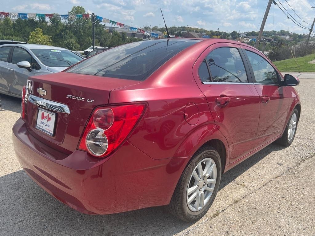 Chevrolet Sonic 2LT Sedan 2012