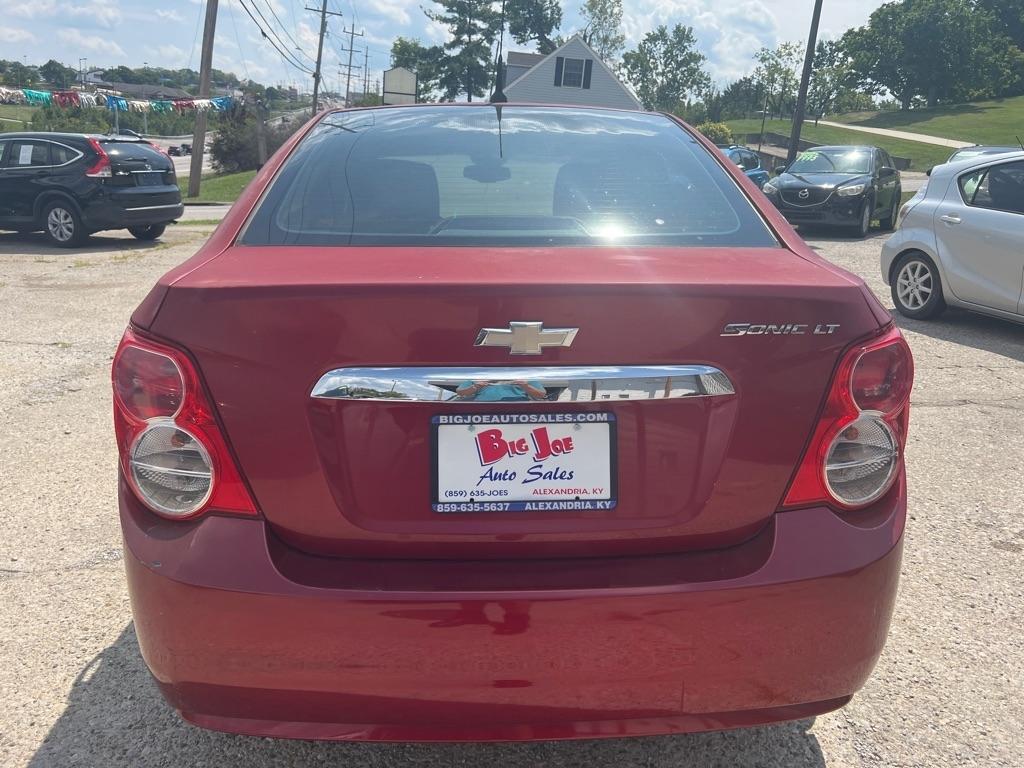 Chevrolet Sonic 2LT Sedan 2012