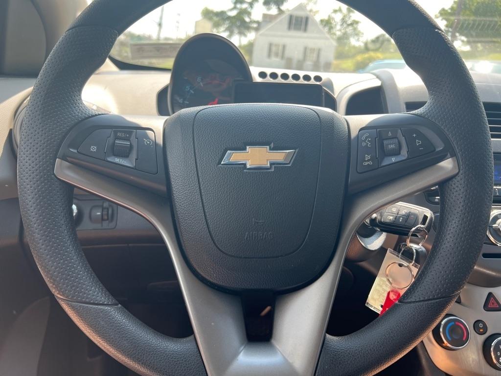 Chevrolet Sonic 2LT Sedan 2012