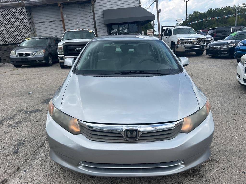 Honda Civic LX Sedan 5-Speed AT 2012