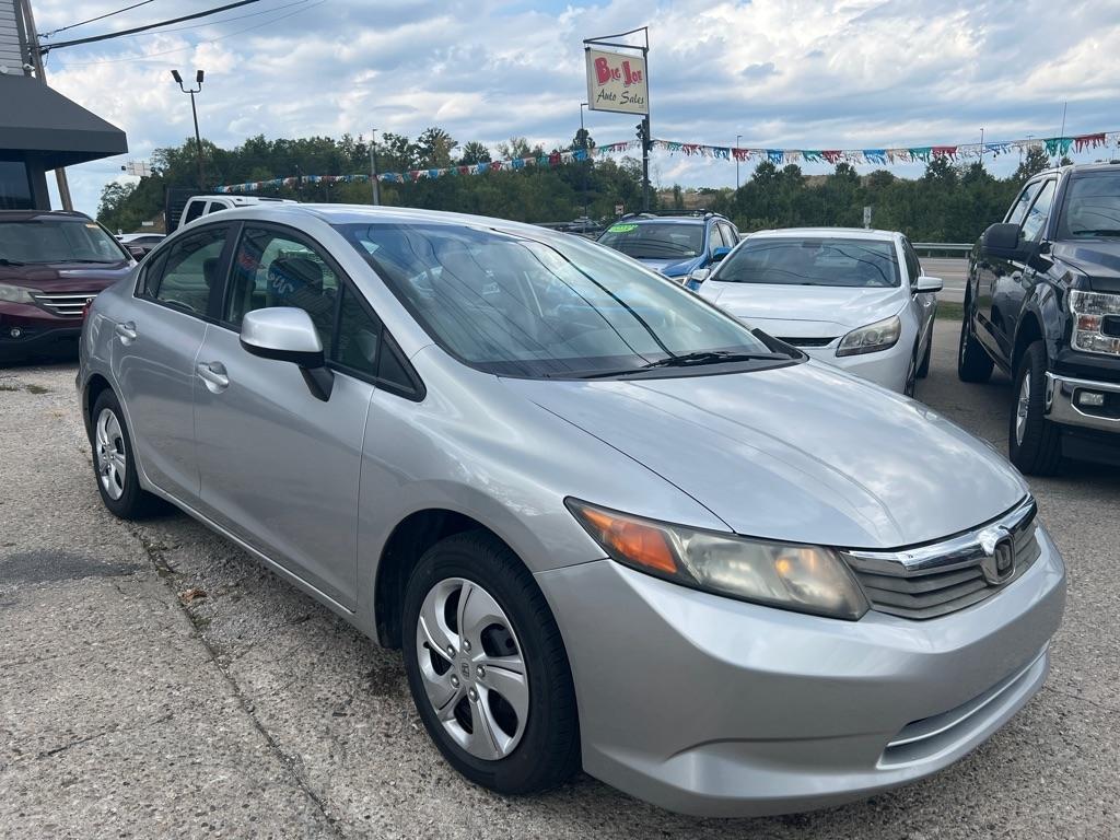 Honda Civic LX Sedan 5-Speed AT 2012