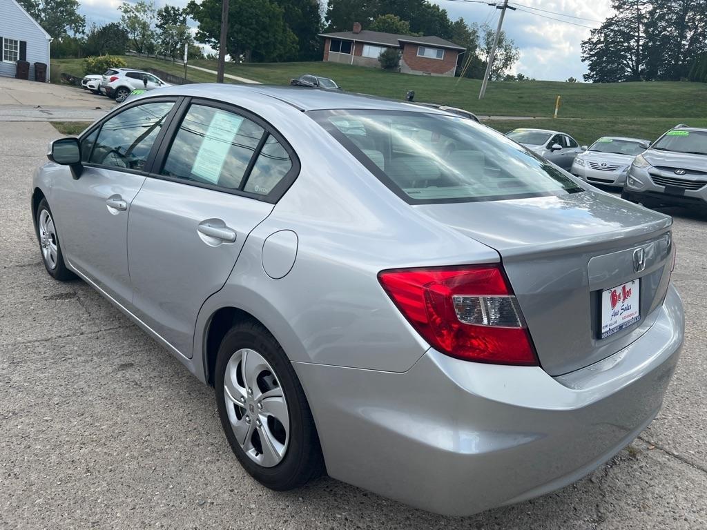 Honda Civic LX Sedan 5-Speed AT 2012