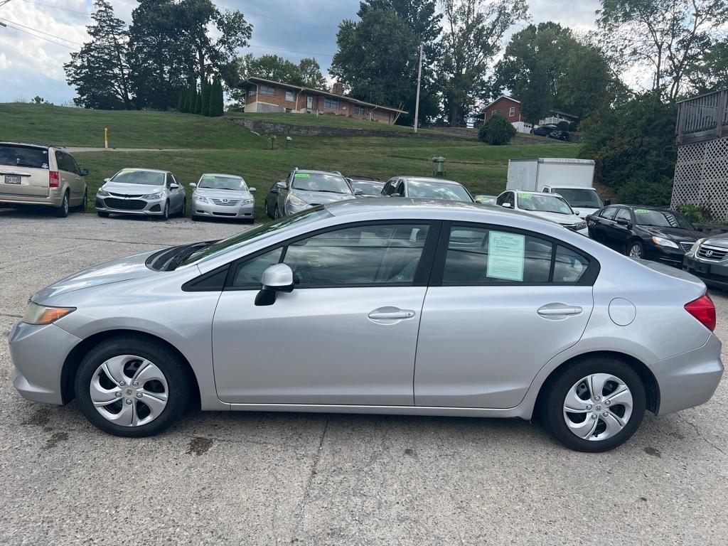 Honda Civic LX Sedan 5-Speed AT 2012