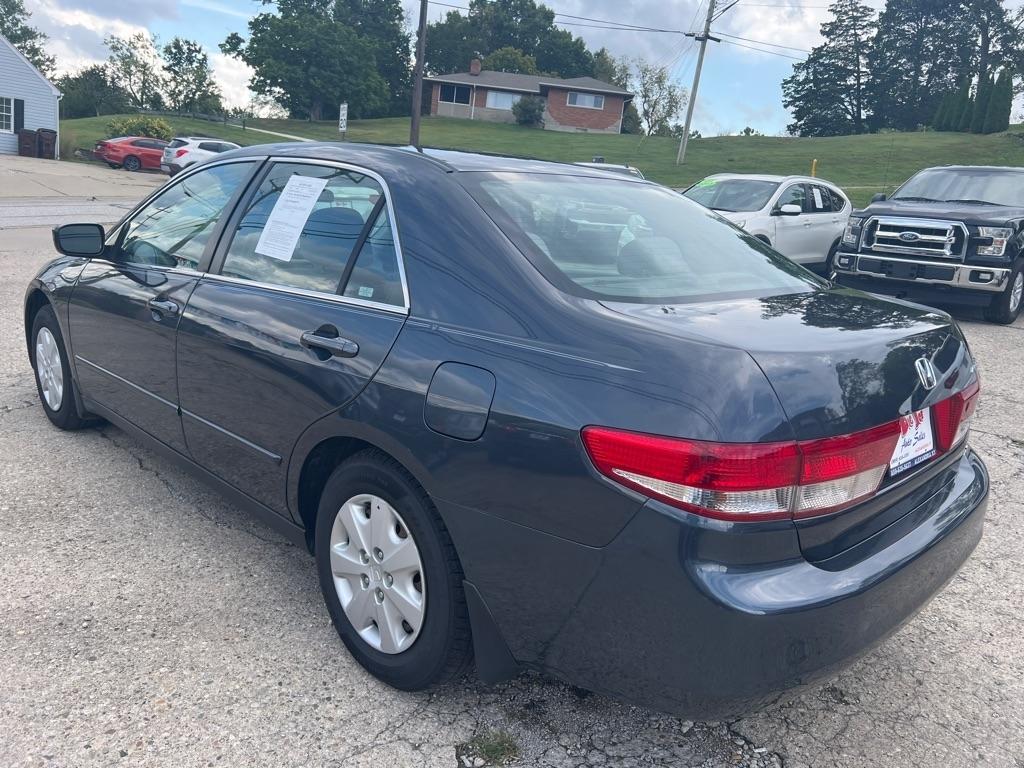 Honda Accord LX sedan AT 2004