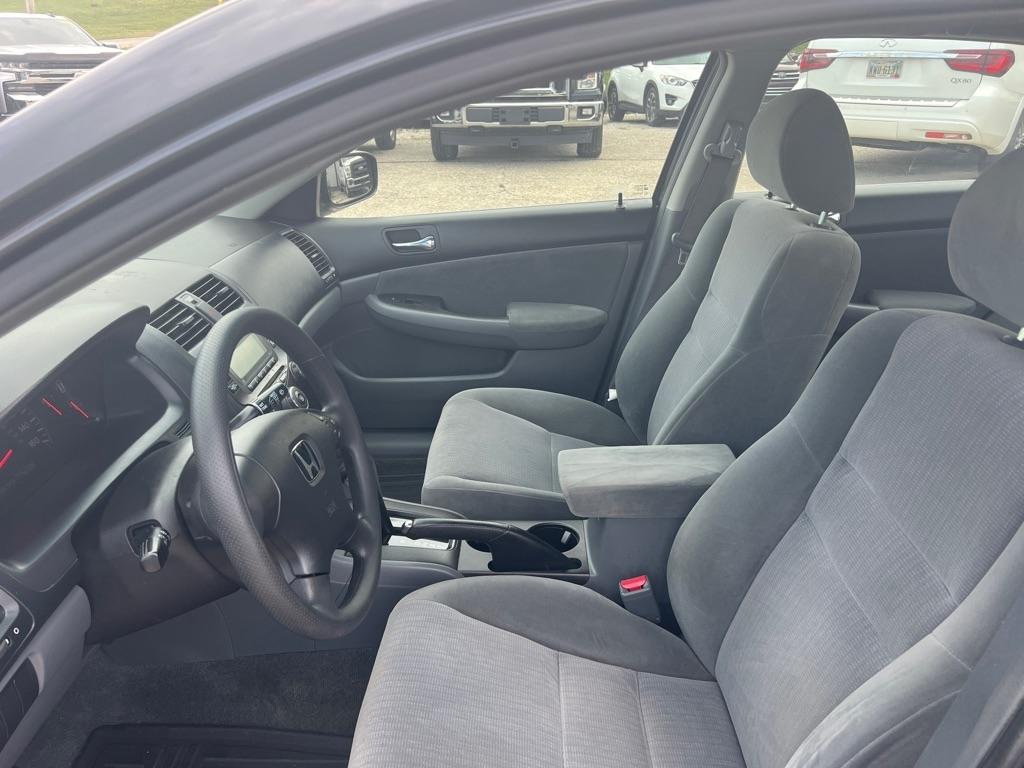 Honda Accord LX sedan AT 2004
