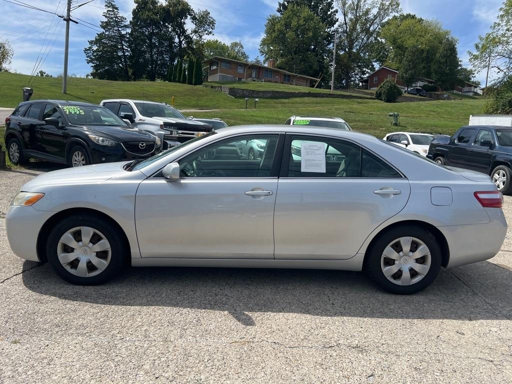 Toyota Camry SE 5-Spd AT 2009