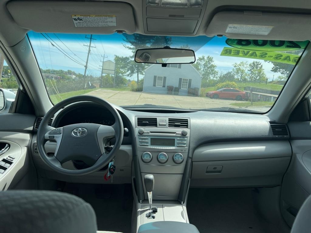 Toyota Camry SE 5-Spd AT 2009