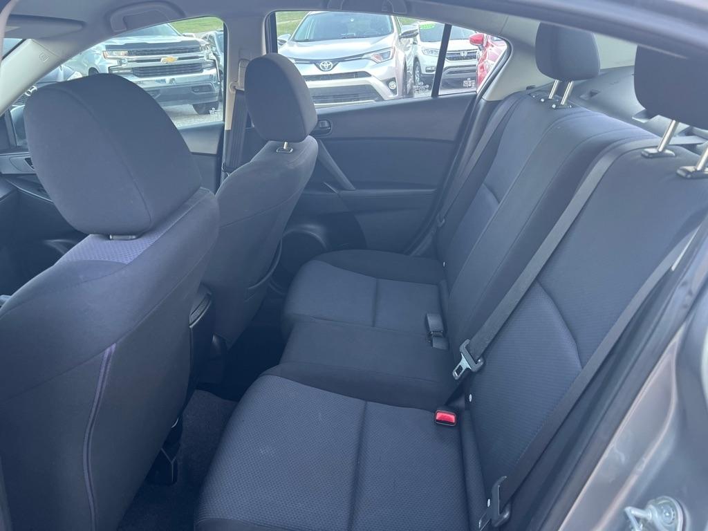 Mazda MAZDA3 i SV 4-Door 2010