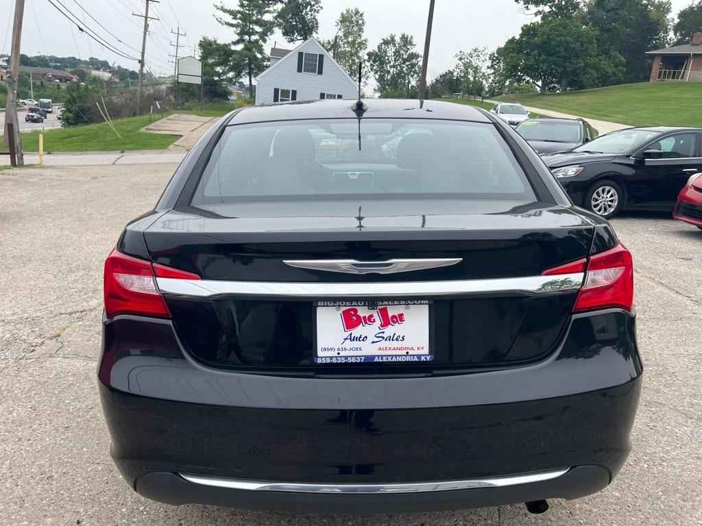 Chrysler 200 Touring 2013