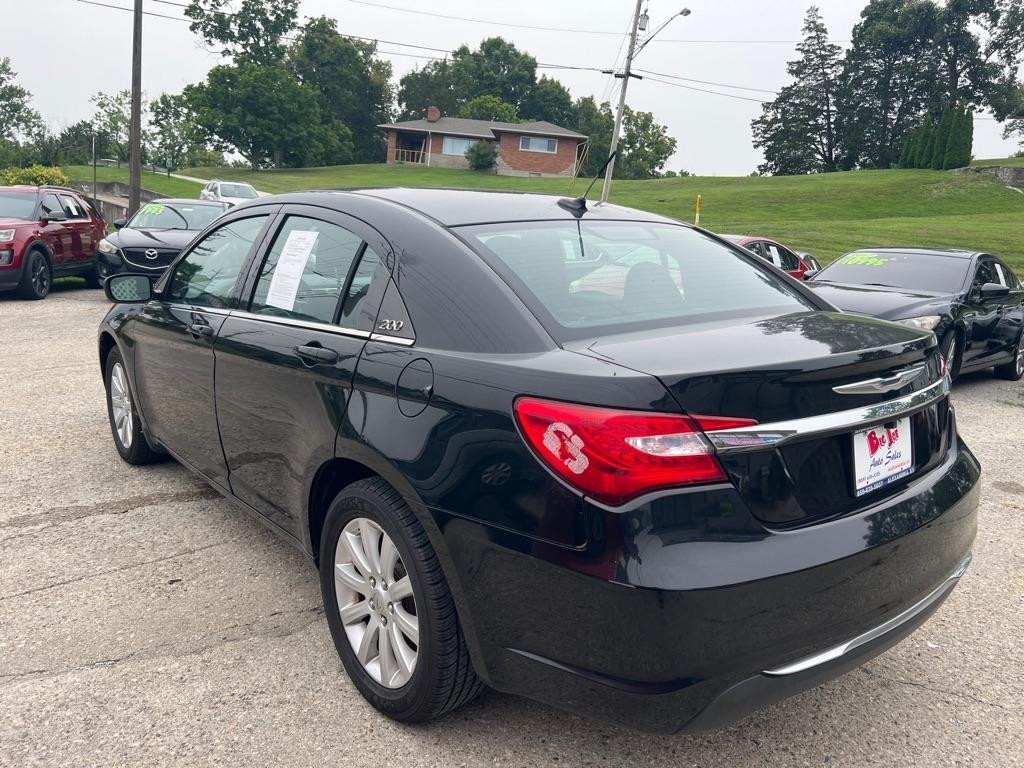 Chrysler 200 Touring 2013