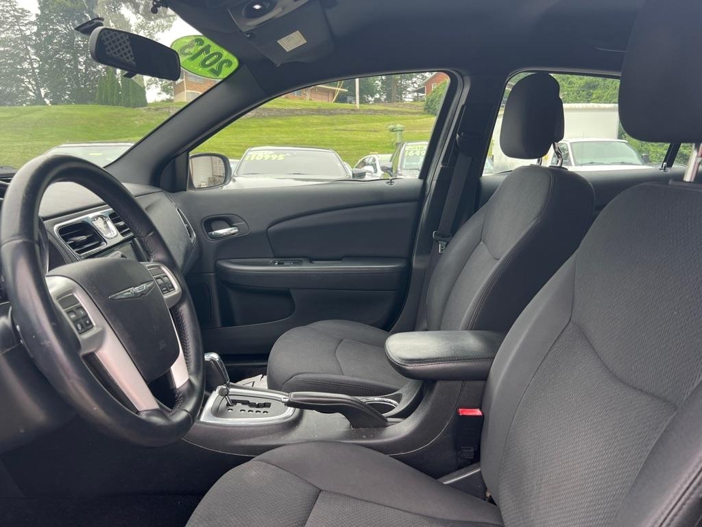 Chrysler 200 Touring 2013