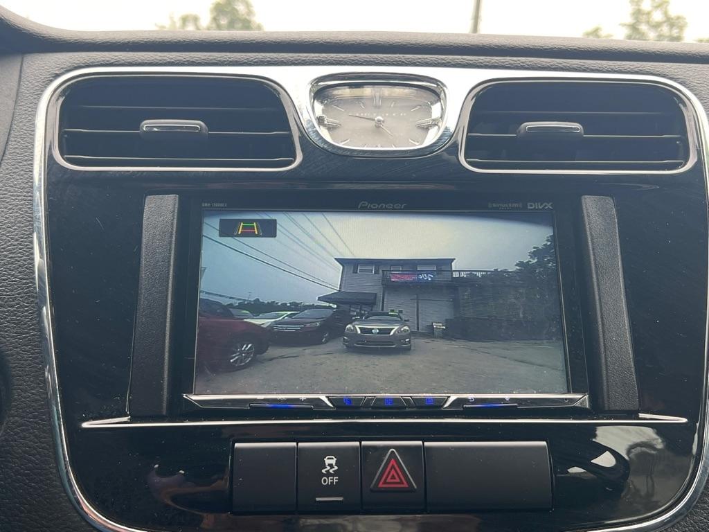 Chrysler 200 Touring 2013