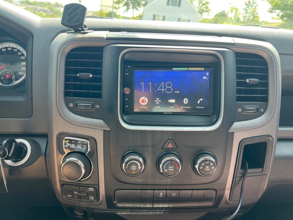 RAM 1500 Tradesman Crew Cab SWB 4WD 2014