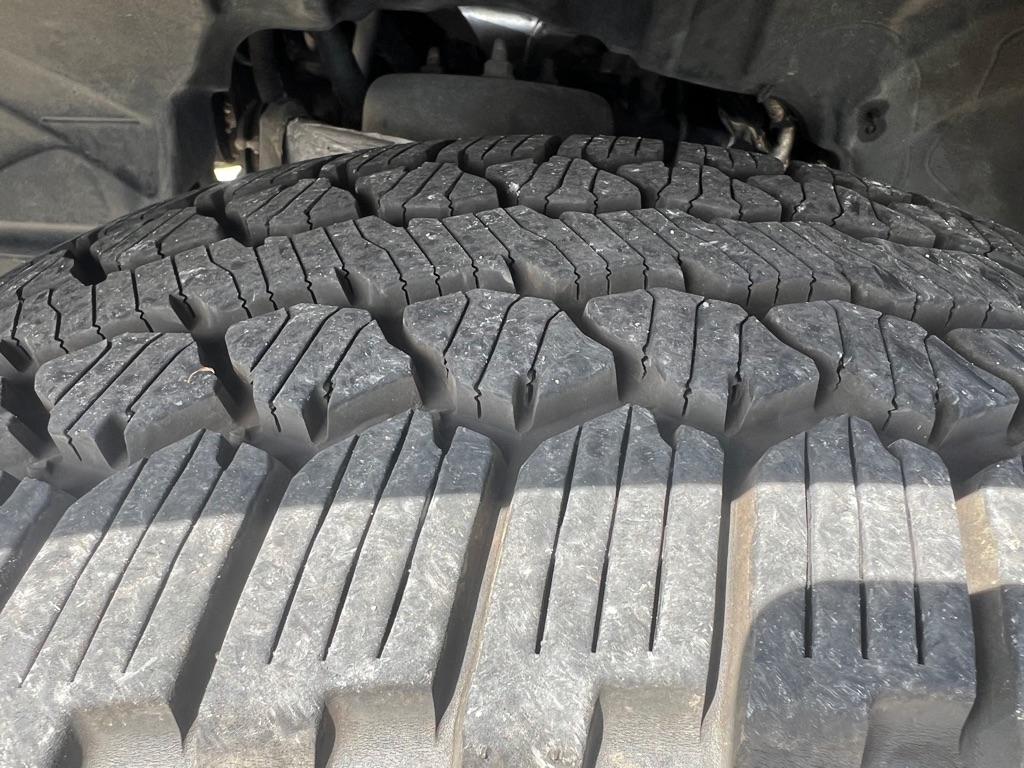 RAM 1500 Tradesman Crew Cab SWB 4WD 2014