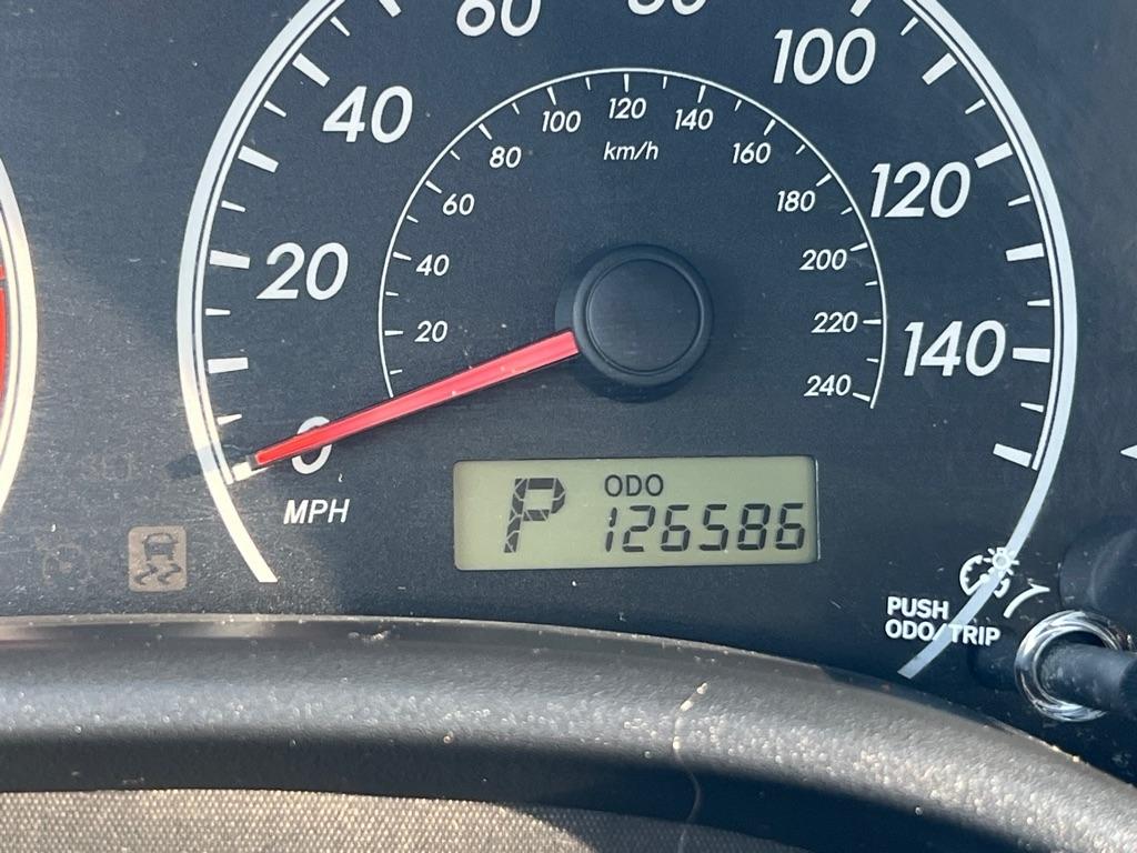 Toyota Corolla S 5-Speed MT 2013