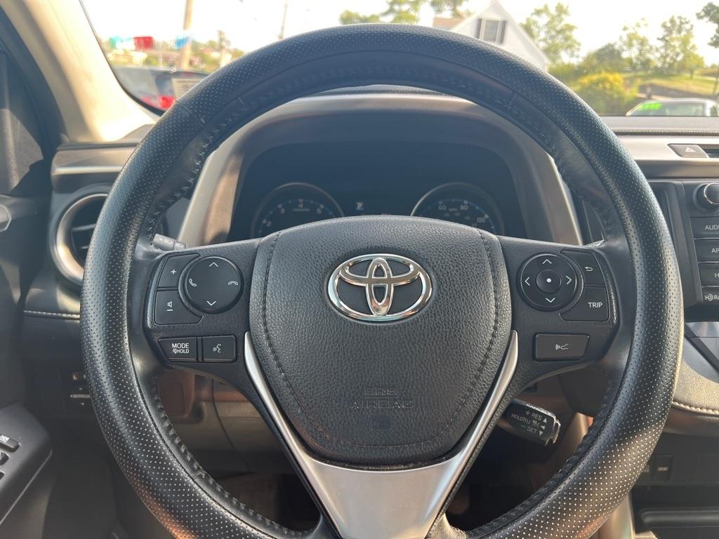Toyota RAV4 XLE AWD 2018