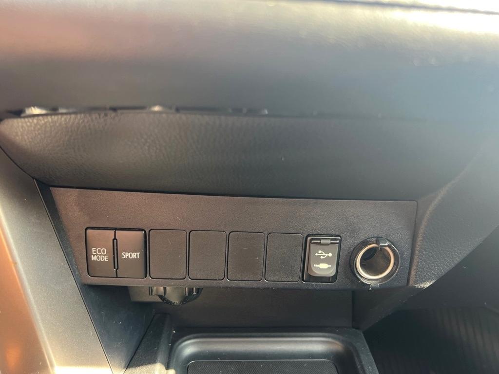 Toyota RAV4 XLE AWD 2018