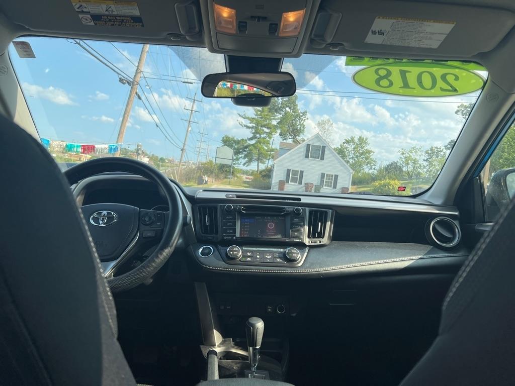 Toyota RAV4 XLE AWD 2018
